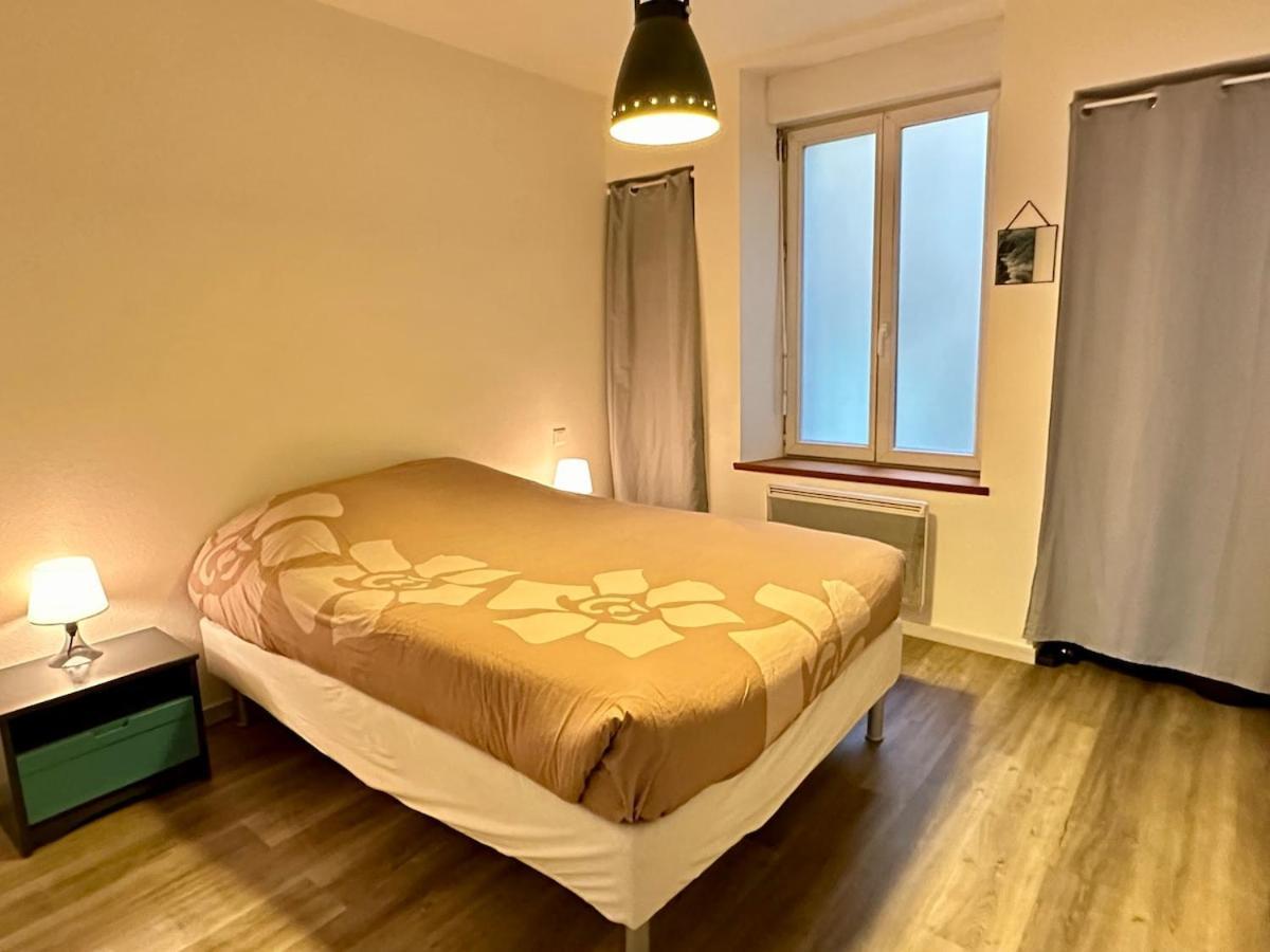 Appartement Calme Au Coeur De La Ville Lons-le-Saunier Eksteriør bilde